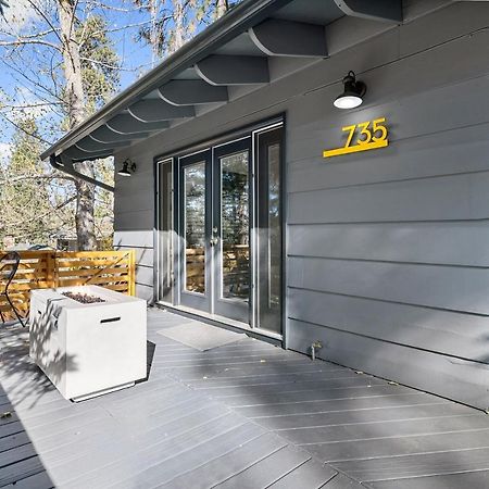 Yellow Pine Lodge - Charming Cottage Style Cabin With Peak-A-Boo Lake And Mountain Views Біг-Бер-Лейк Екстер'єр фото