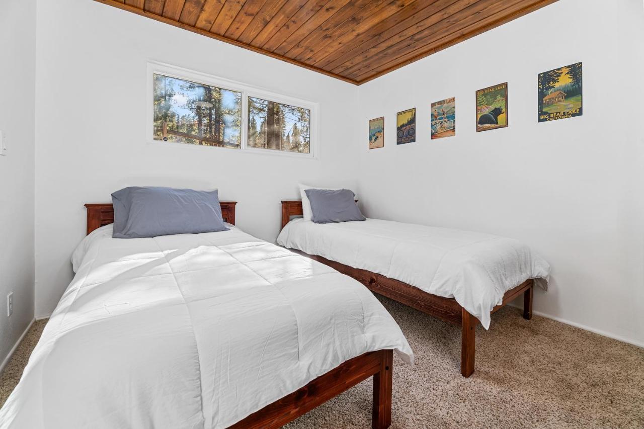 Yellow Pine Lodge - Charming Cottage Style Cabin With Peak-A-Boo Lake And Mountain Views Біг-Бер-Лейк Екстер'єр фото