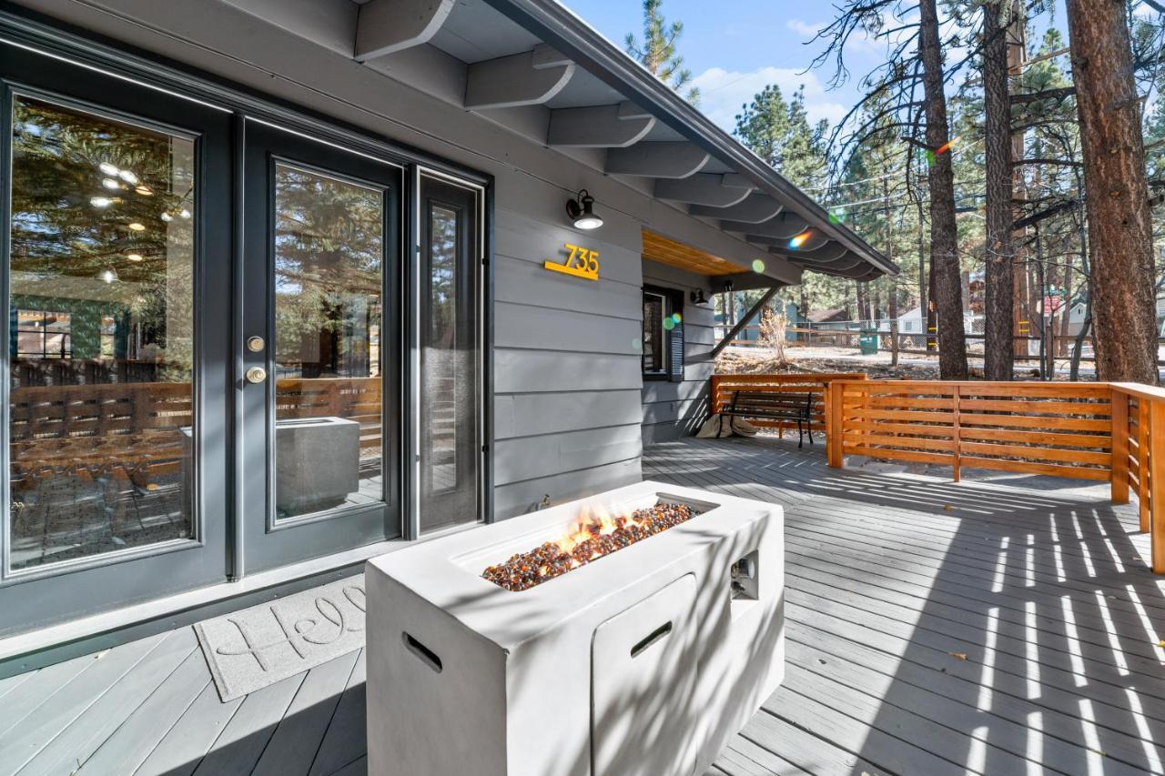 Yellow Pine Lodge - Charming Cottage Style Cabin With Peak-A-Boo Lake And Mountain Views Біг-Бер-Лейк Екстер'єр фото